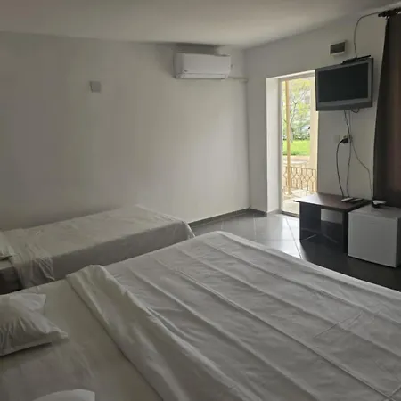 за гости - девня Pensjonat Devnya