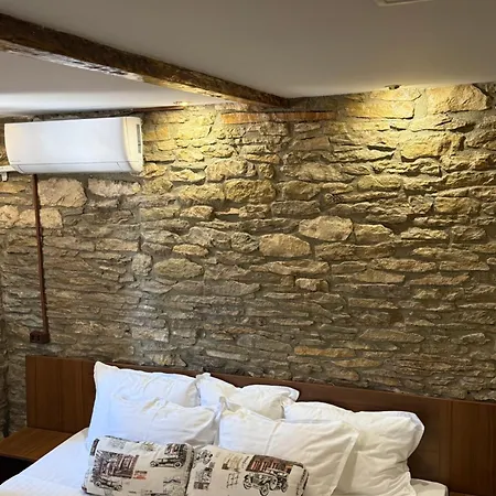 за гости - девня 3* Devnya