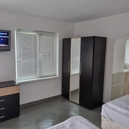 за гости - девня بيت ضيافة 3*