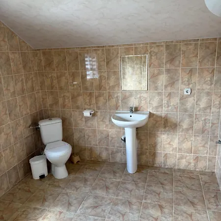 за гости - девня 3* Devnya