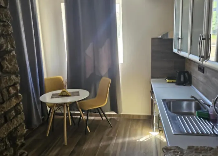 за гости - девня 3* Devnya