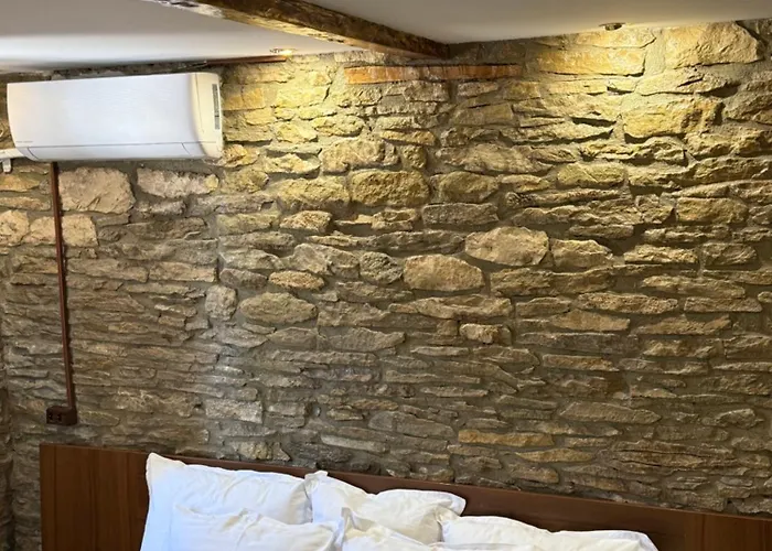 за гости - девня 3* Devnya